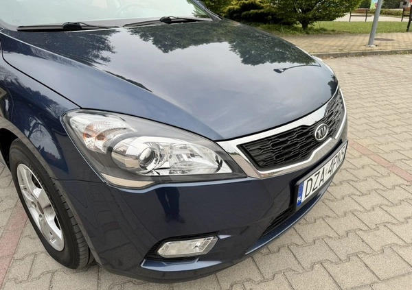 Kia Ceed cena 24900 przebieg: 145000, rok produkcji 2010 z Rymanów małe 631